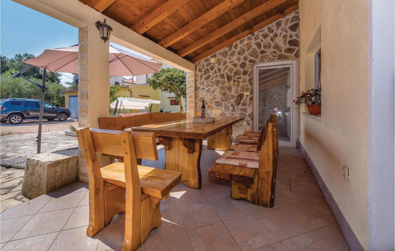 Lovely Home In Sibenik-Brodarica With Kitchen Donje Polje Exterior foto